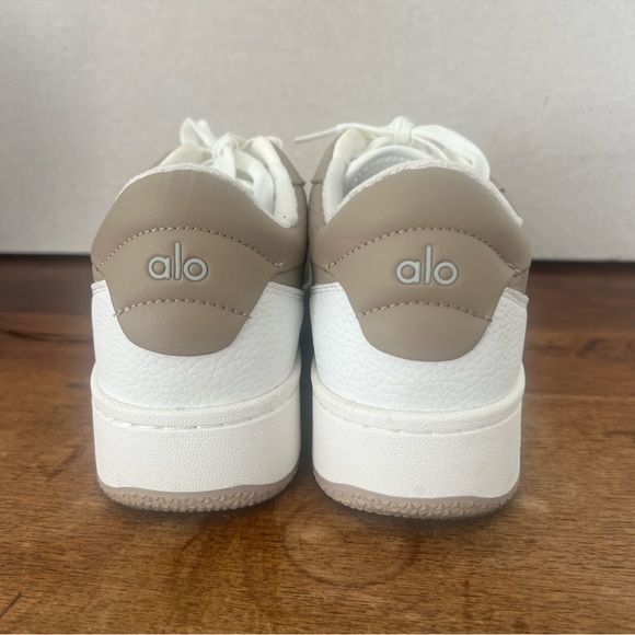 ALO Recovery Mode White and Tan Sneakers-size women's 8/men's 6.5 - Picture 6 of 12